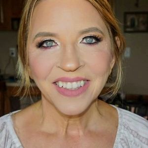 Meet your Posher, Glenda